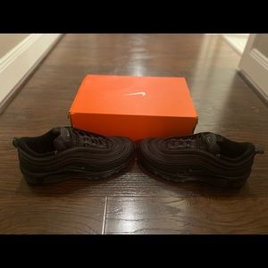 Nike Air Max 97 triple black, Size 9 in mens 11 in women’s new with no defects